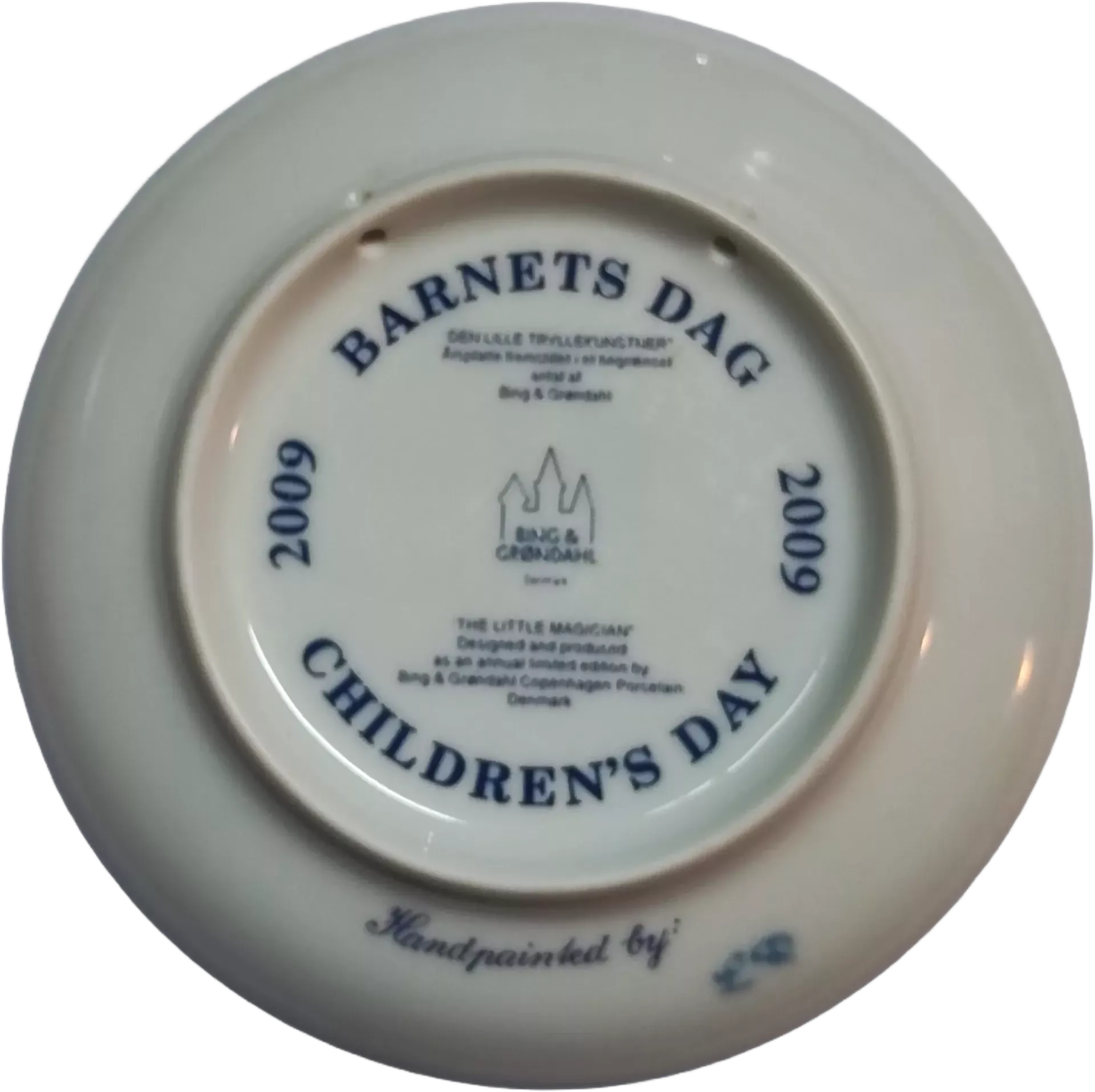 BG-CHI-2009-piatto-bing-grondahl-childrens-day-plate-the-little-magician-back