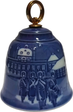 BG-JB-1990-campanella-natale-christmas-bell-bing-grondahl-changing-of-the-Guards-front